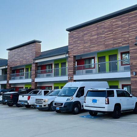 Americas Best Value Inn & Suites Kingwood Iah Airport Humble Buitenkant foto
