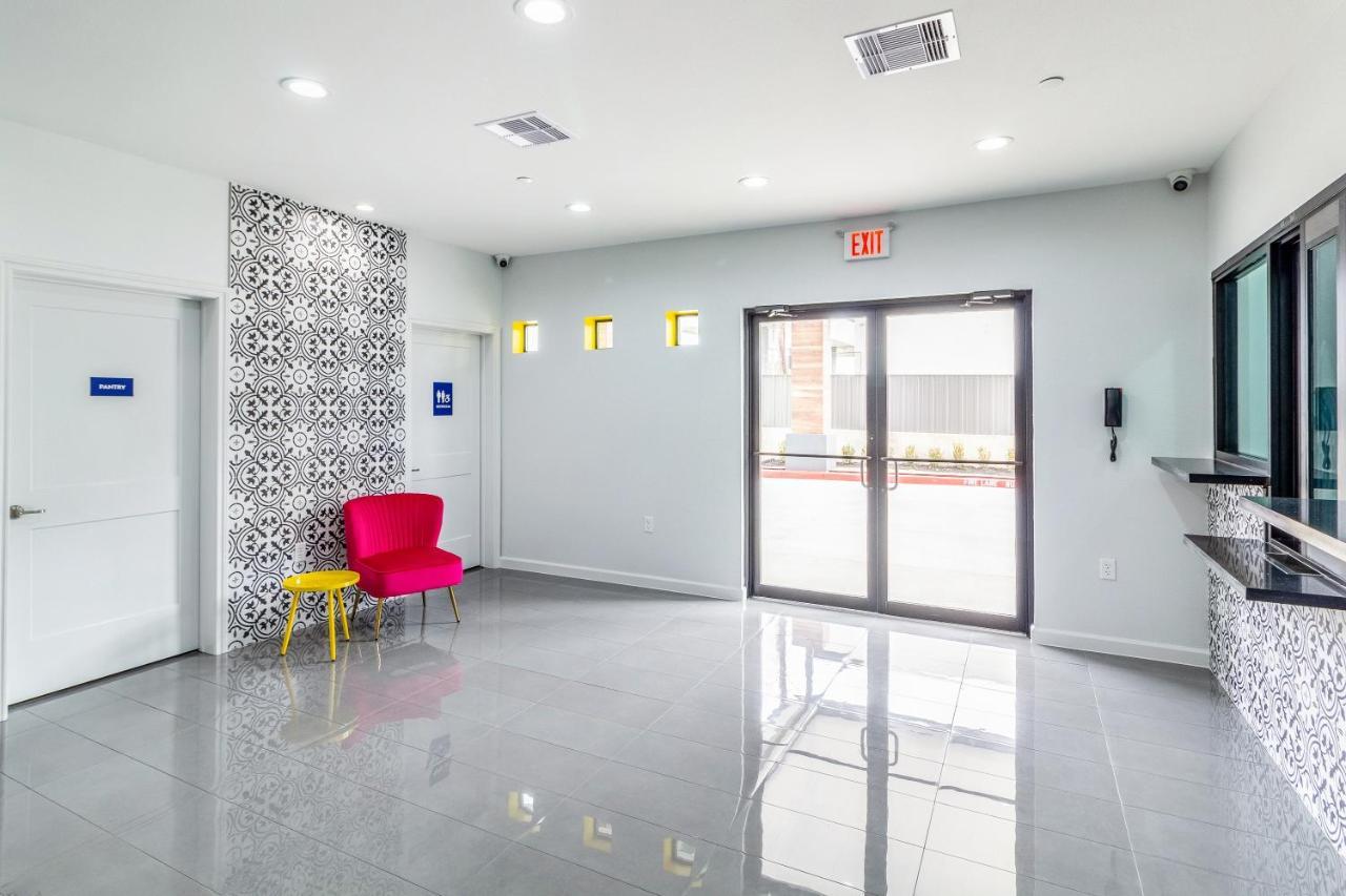 Americas Best Value Inn & Suites Kingwood Iah Airport Humble Buitenkant foto