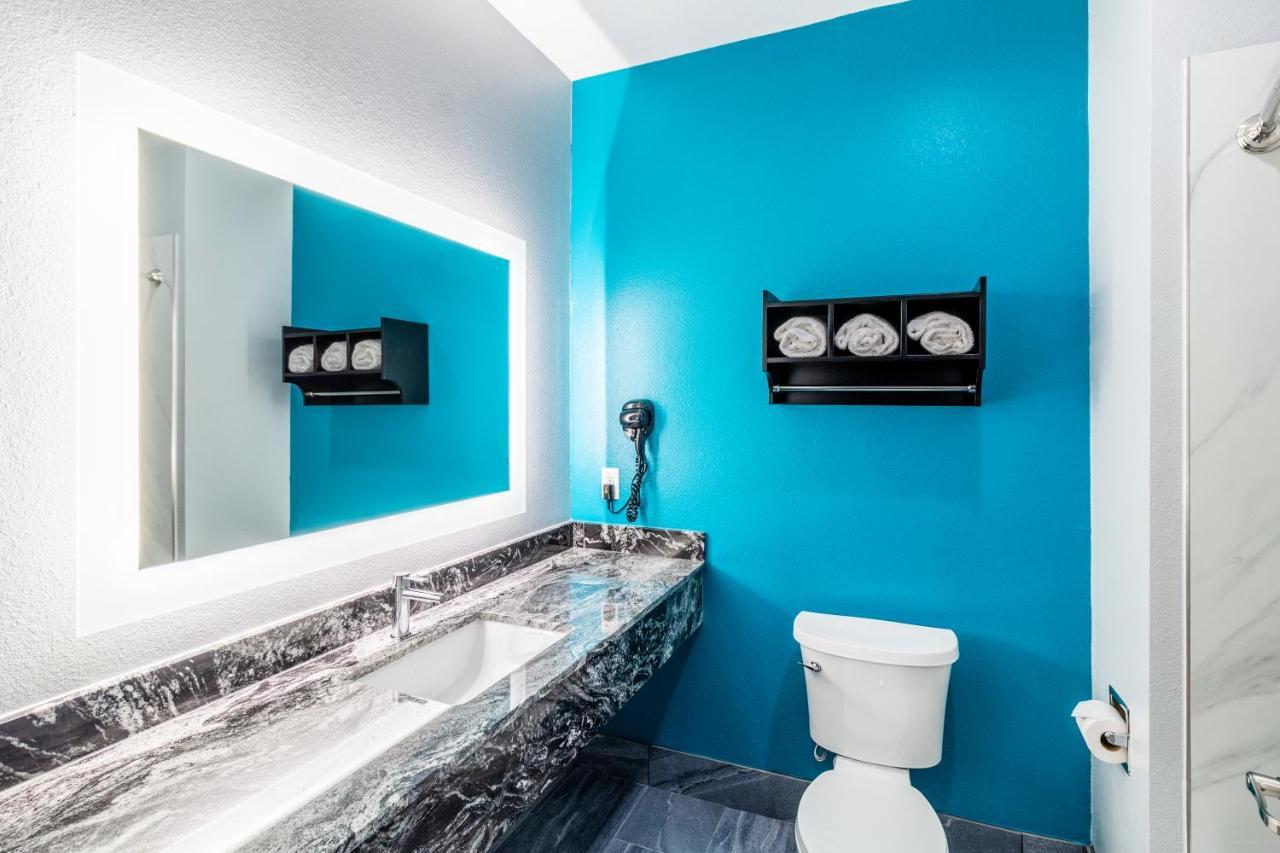 Americas Best Value Inn & Suites Kingwood Iah Airport Humble Buitenkant foto