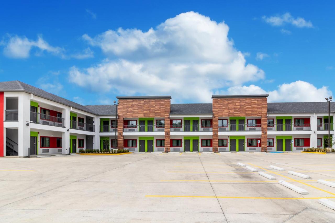 Americas Best Value Inn & Suites Kingwood Iah Airport Humble Buitenkant foto