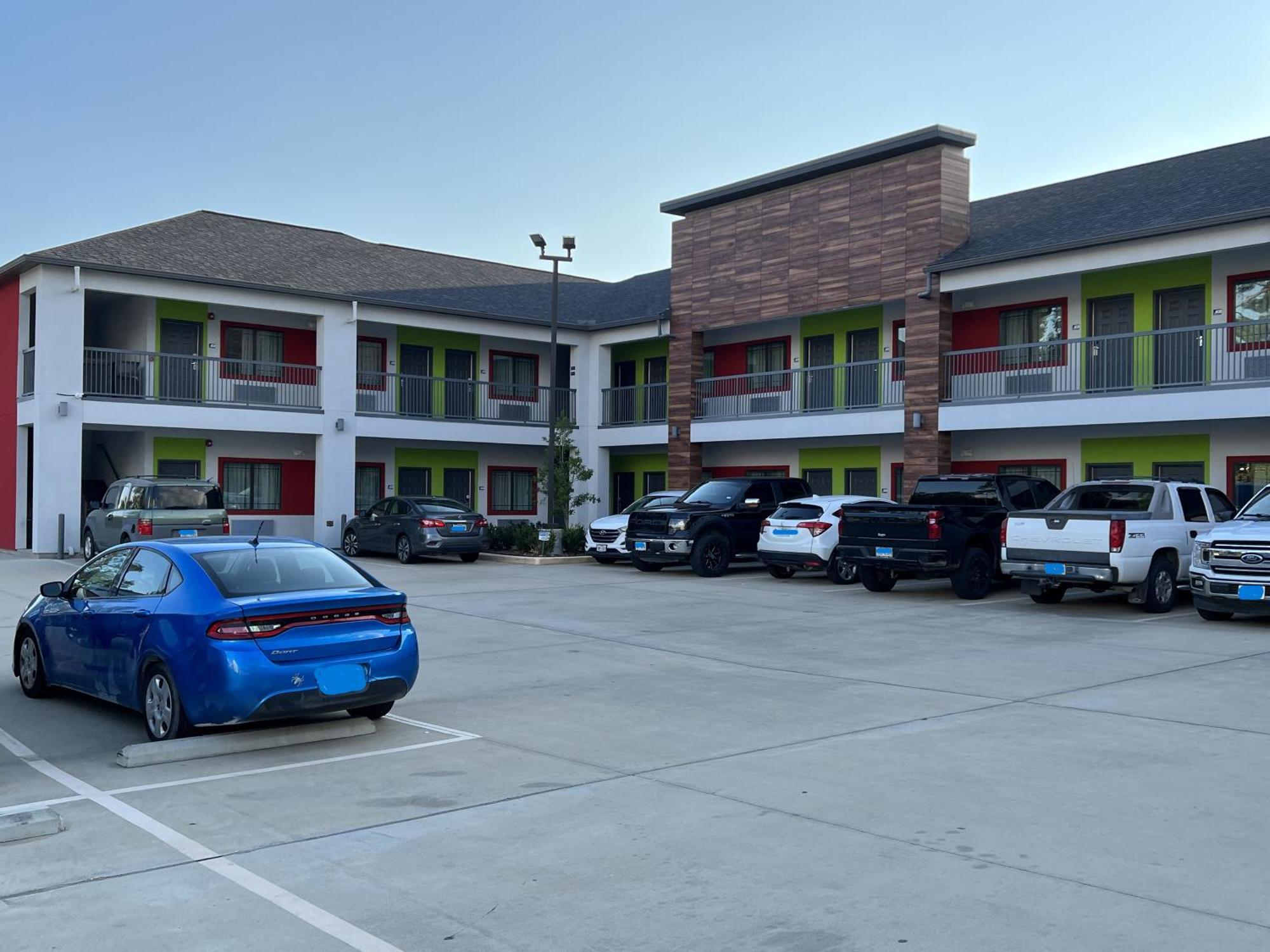 Americas Best Value Inn & Suites Kingwood Iah Airport Humble Buitenkant foto